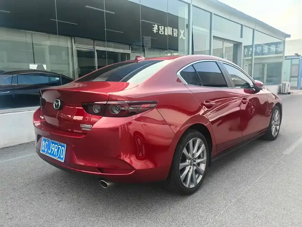 Mazda 3 Axela 2021 из CN, фото 3