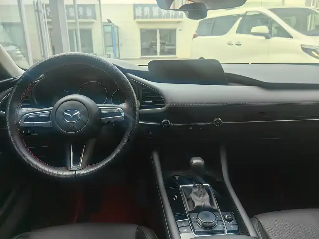 Mazda 3 Axela 2021 из CN, фото 4