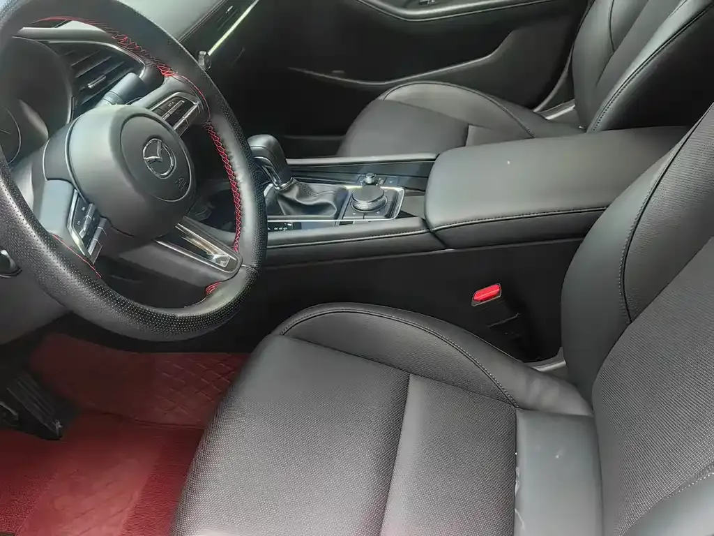 Mazda 3 Axela 2021 из CN, фото 7