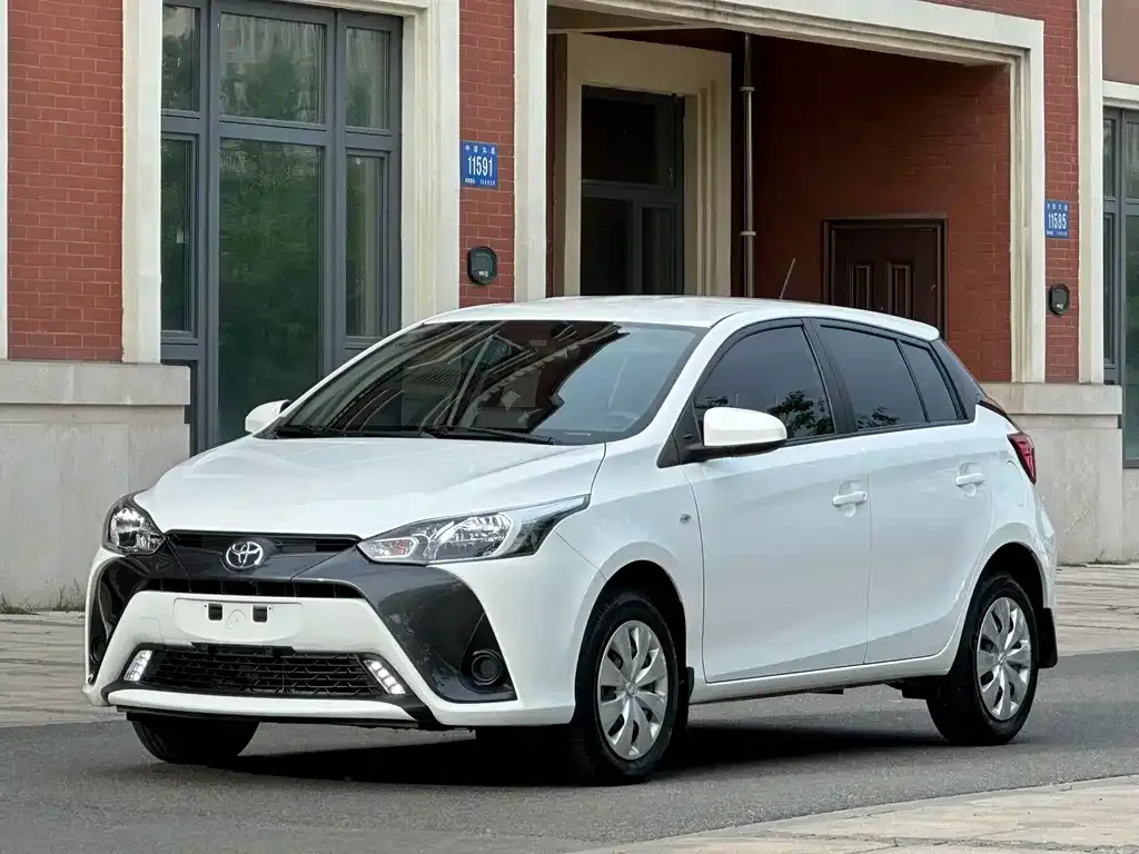 Toyota Yaris L