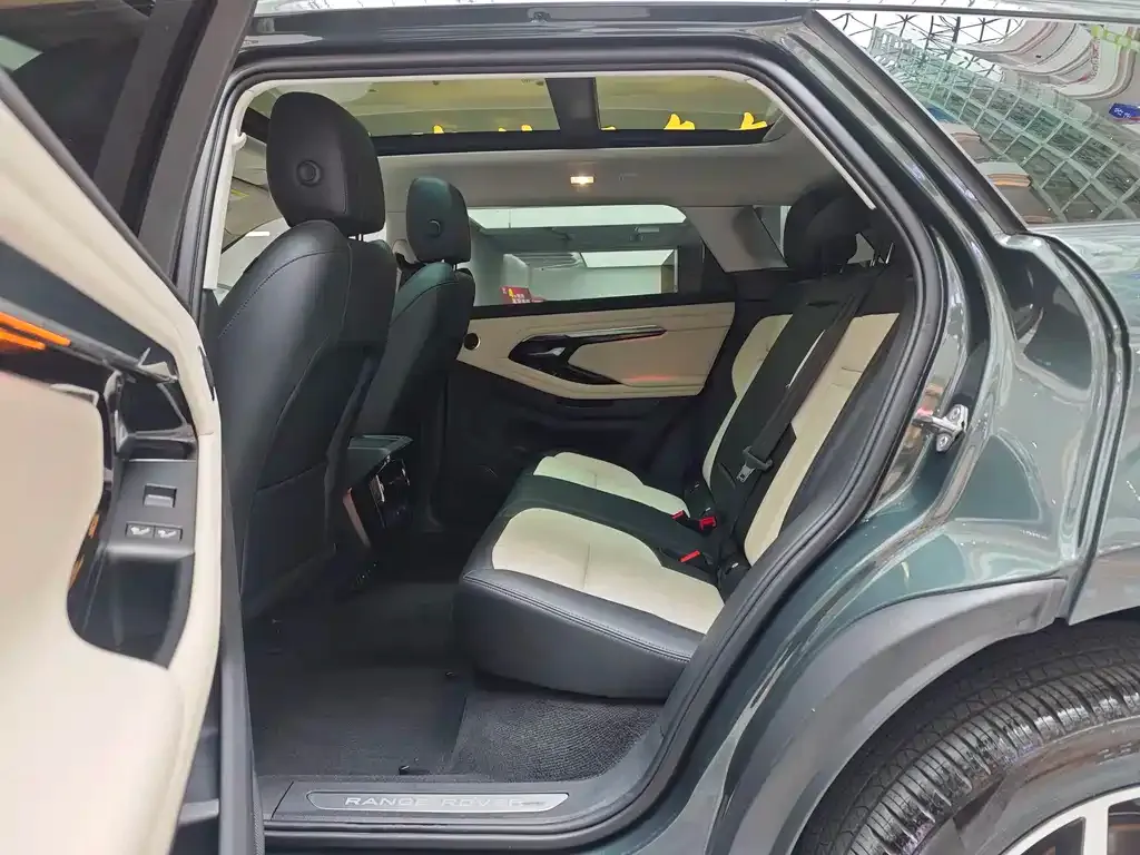 Land Rover Evoque — фото 2