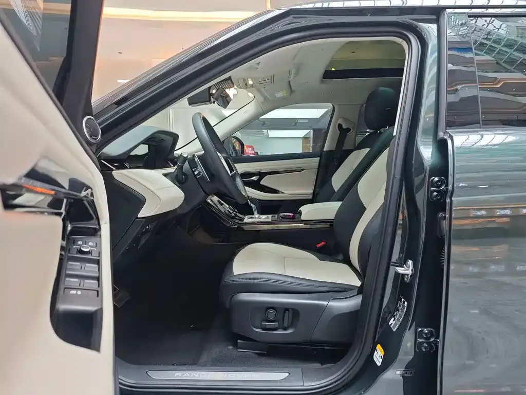 Land Rover Evoque — фото 10