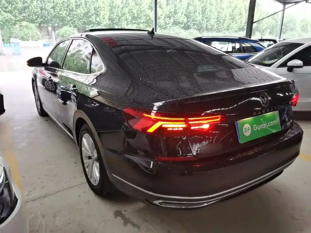 Volkswagen Passat — фото 6