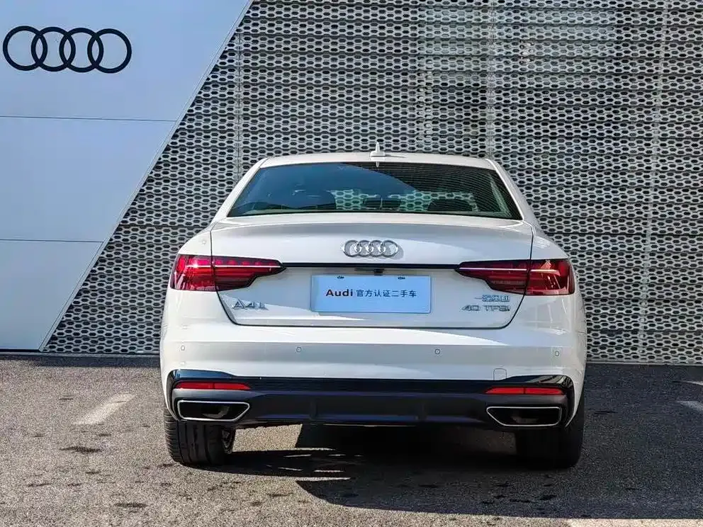 Audi A4L — фото 5