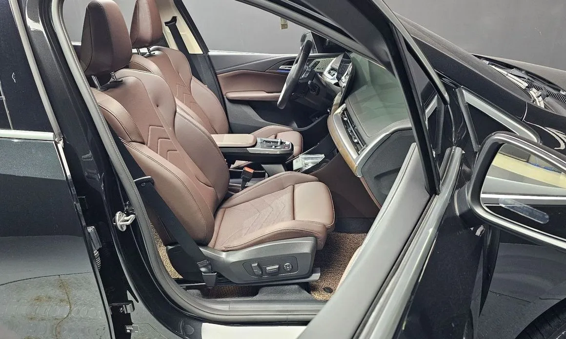 BMW 2-Series 2025 из KR, фото 9