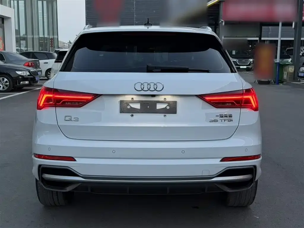 Audi Q3 — фото 3