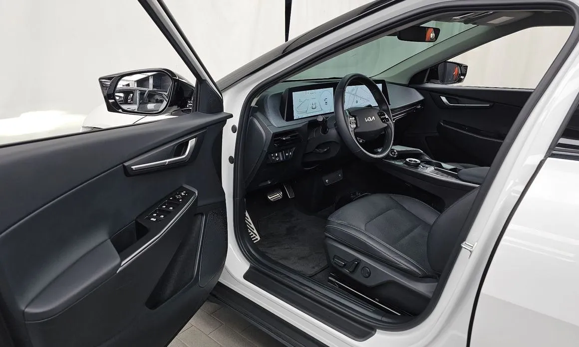 Kia EV6 2024 из KR, фото 9