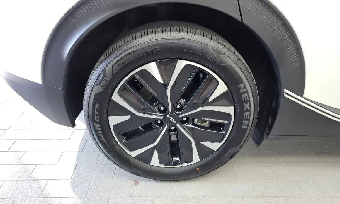 Kia EV6 2024 из KR, фото 6