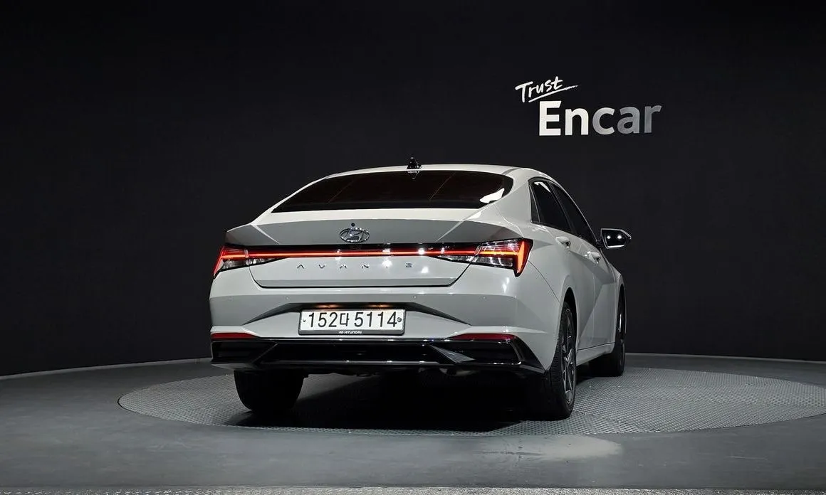 Hyundai AVANTE — фото 3