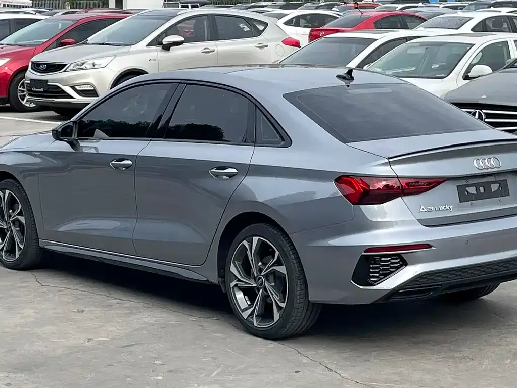 Audi A3 — фото 3
