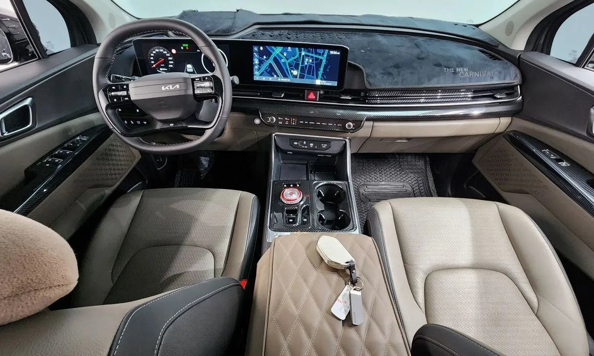 Kia Carnival — фото 10