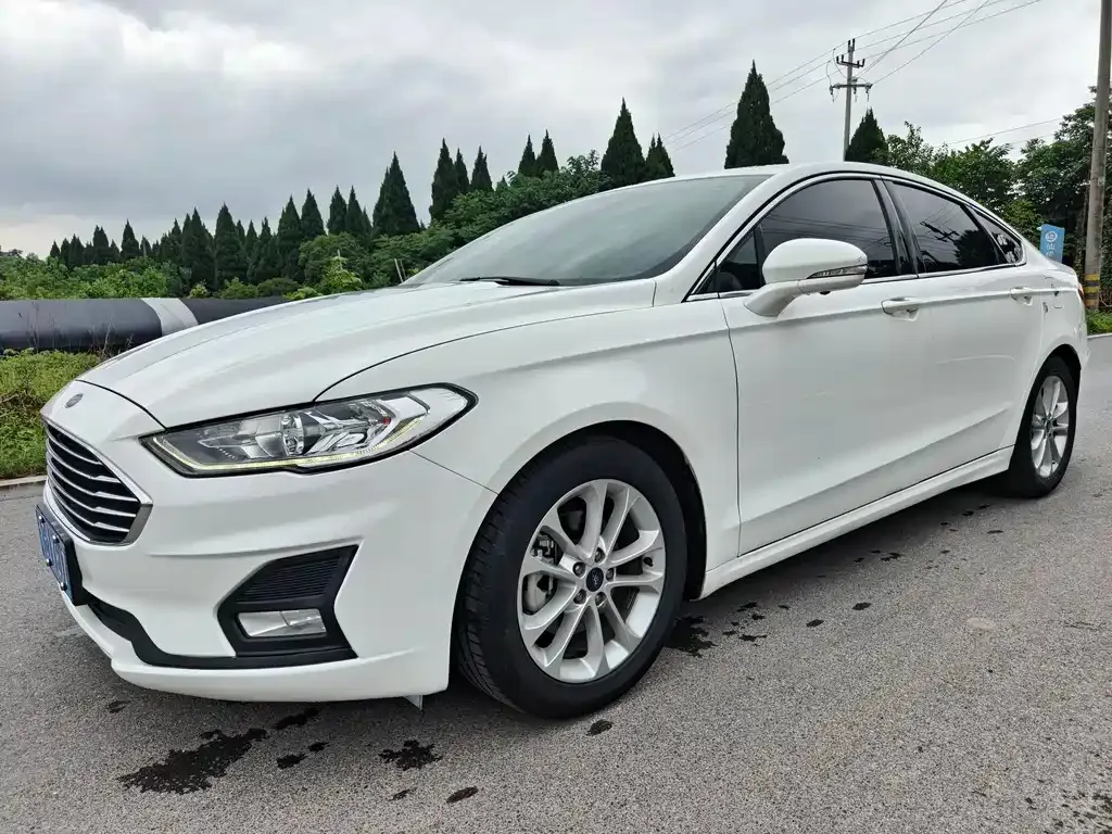 Ford Mondeo 2021 из CN, фото 6