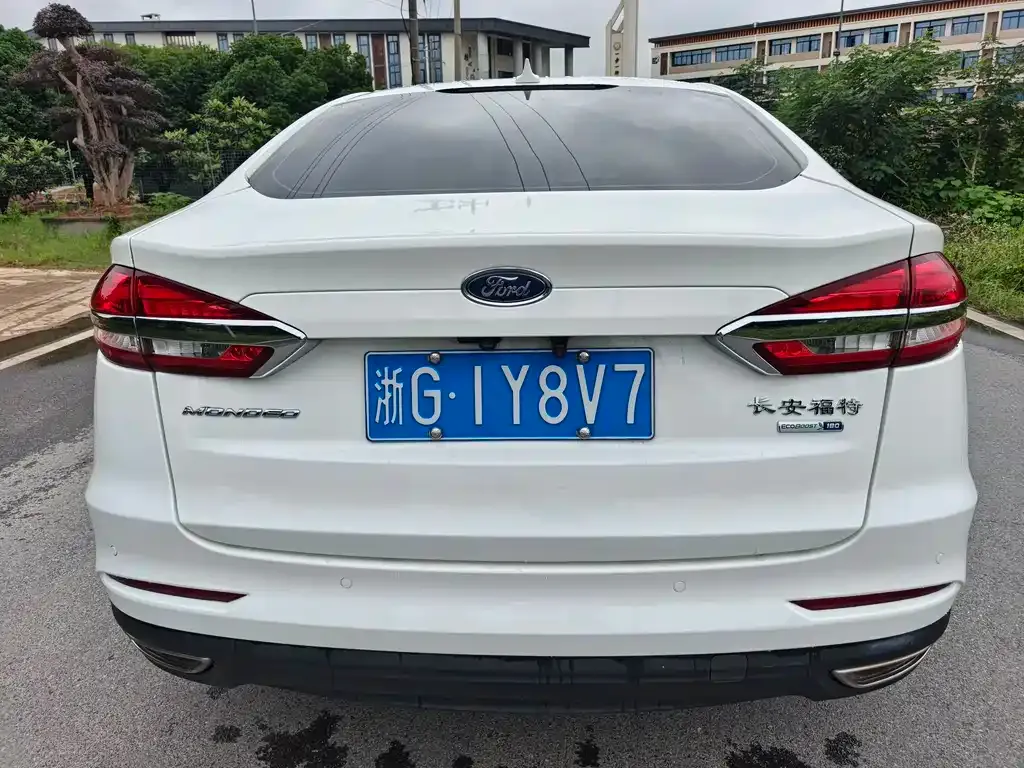 Ford Mondeo 2021 из CN, фото 7