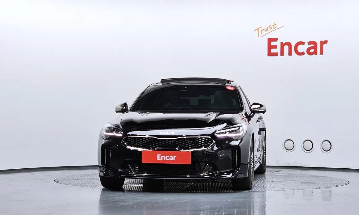 Kia Stinger 2023 из KR, фото 2