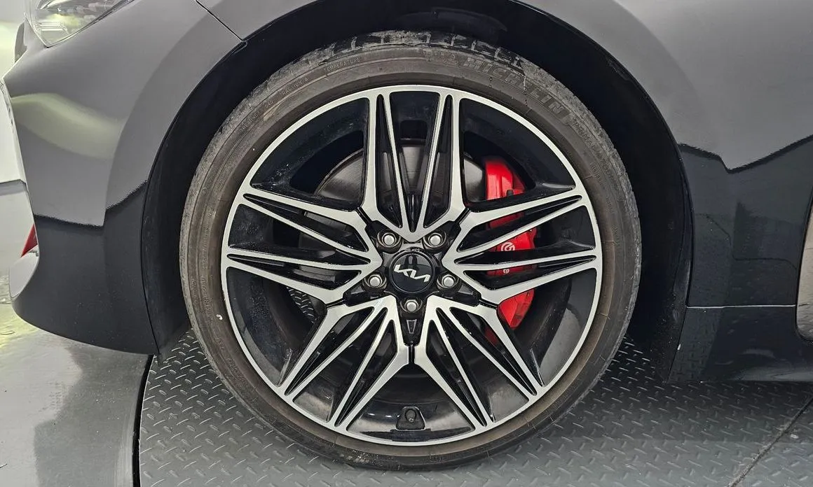 Kia Stinger 2023 из KR, фото 9