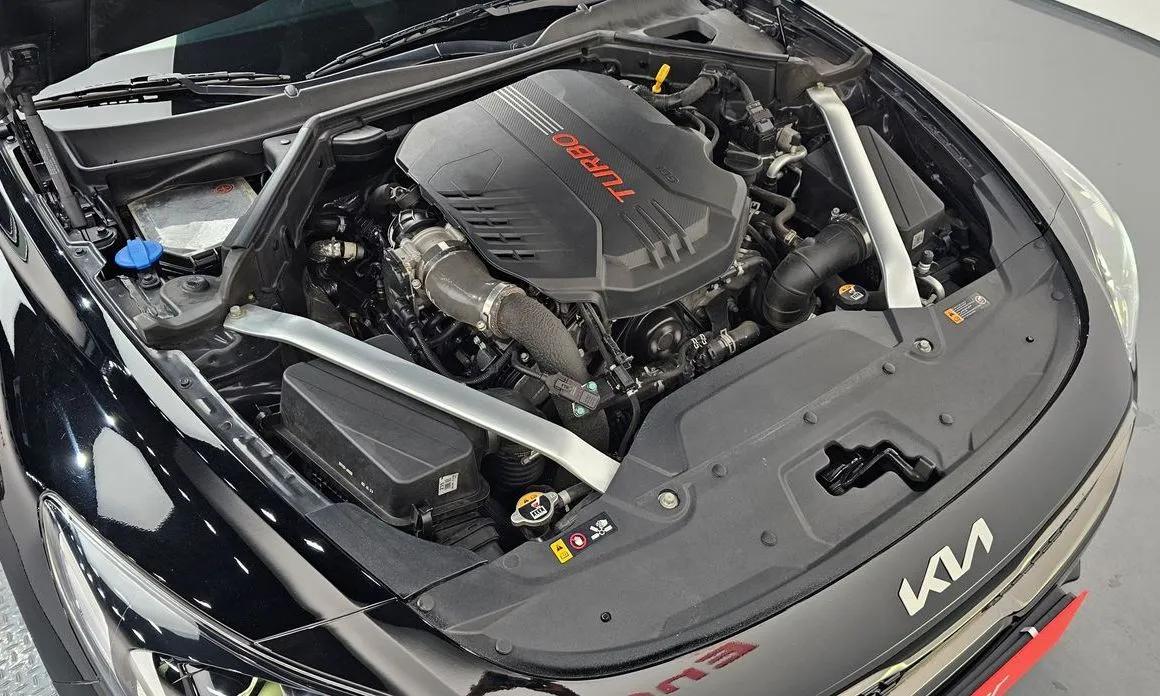 Kia Stinger 2023 из KR, фото 6