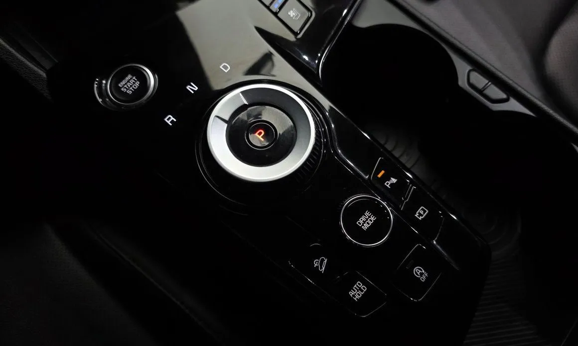 Kia Sportage — фото 7