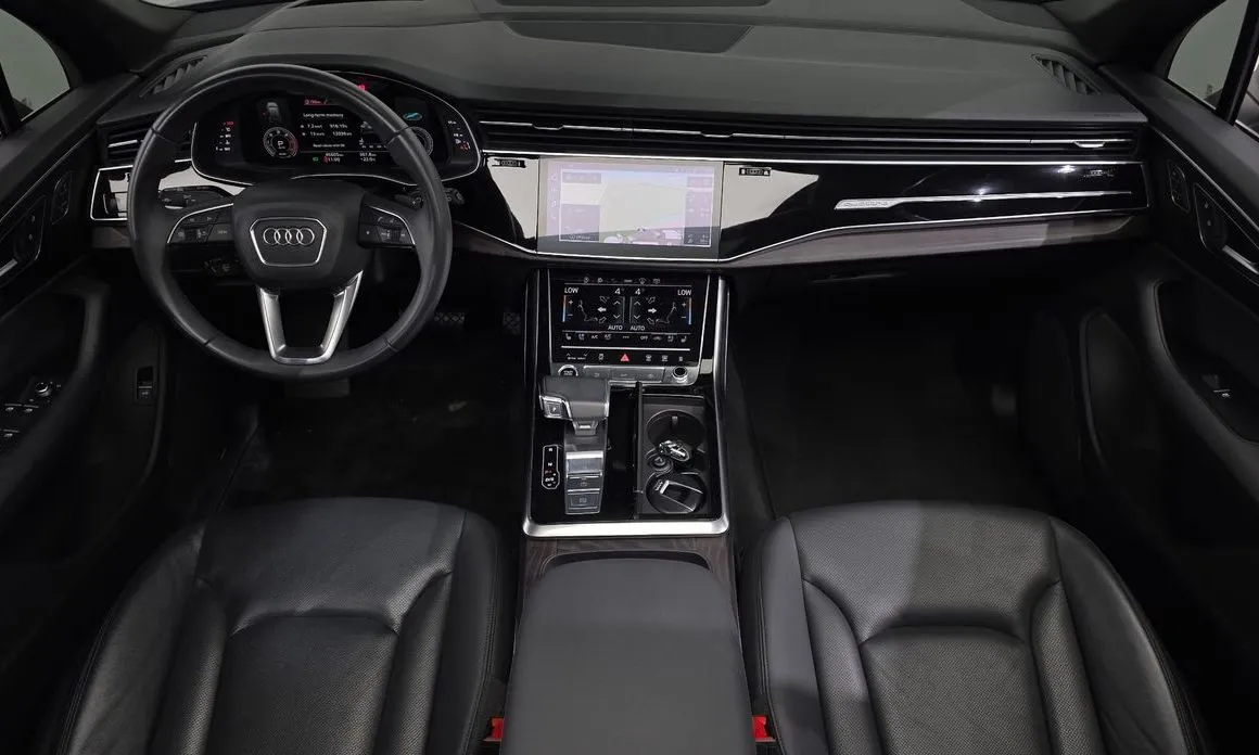 Audi Q7 — фото 5
