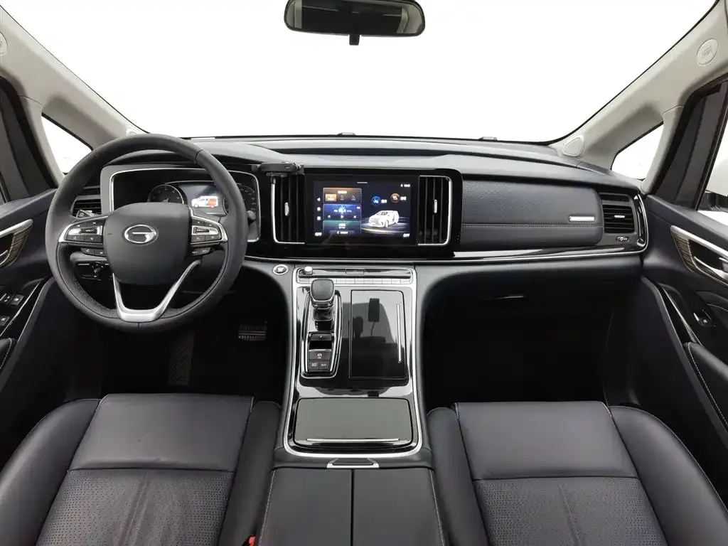 GAC Motor Trumpchi M8 — фото 9