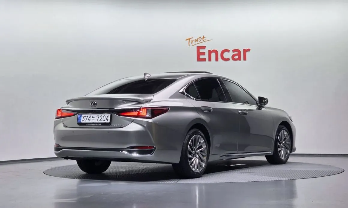 Lexus ES 2026 из KR, фото 10