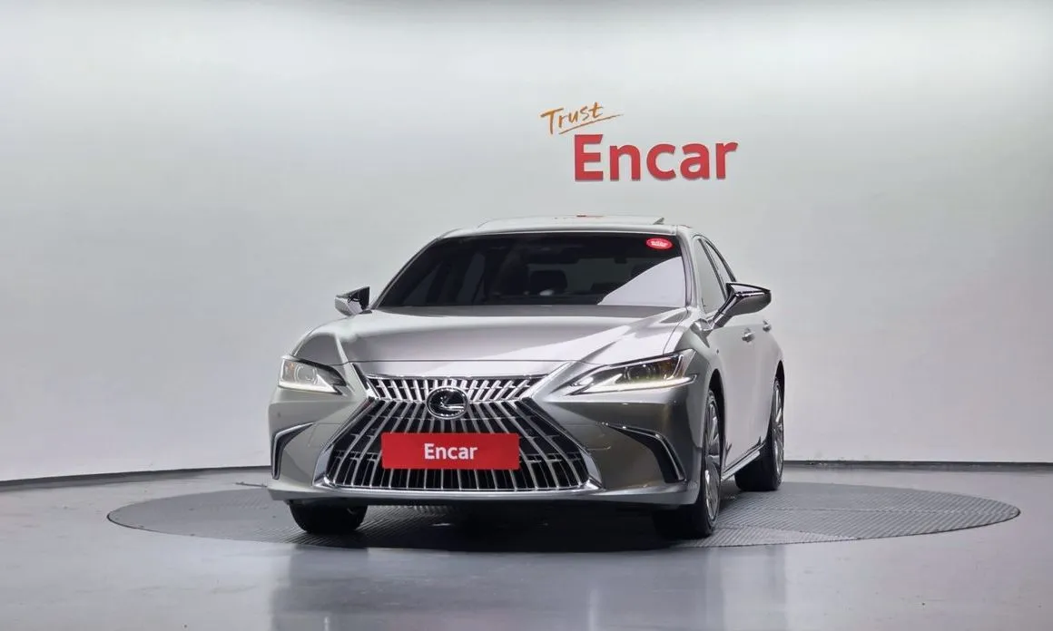Lexus ES 2026 из KR, фото 2