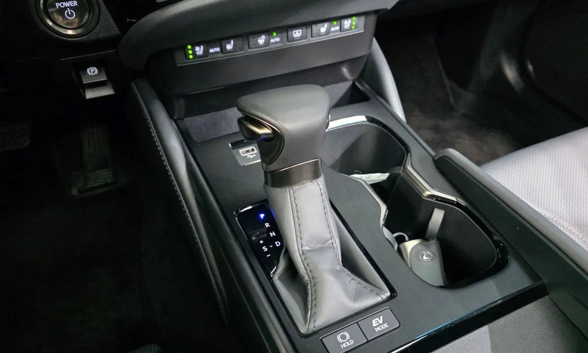 Lexus ES 2026 из KR, фото 7