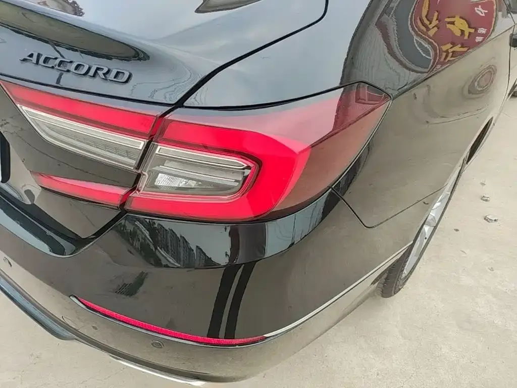 Honda Accord — фото 2