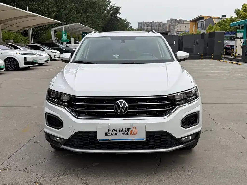 Volkswagen T-Roc — фото 4
