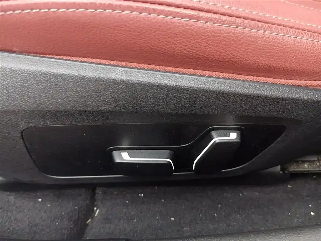 BMW i4 2025 из CN, фото 9