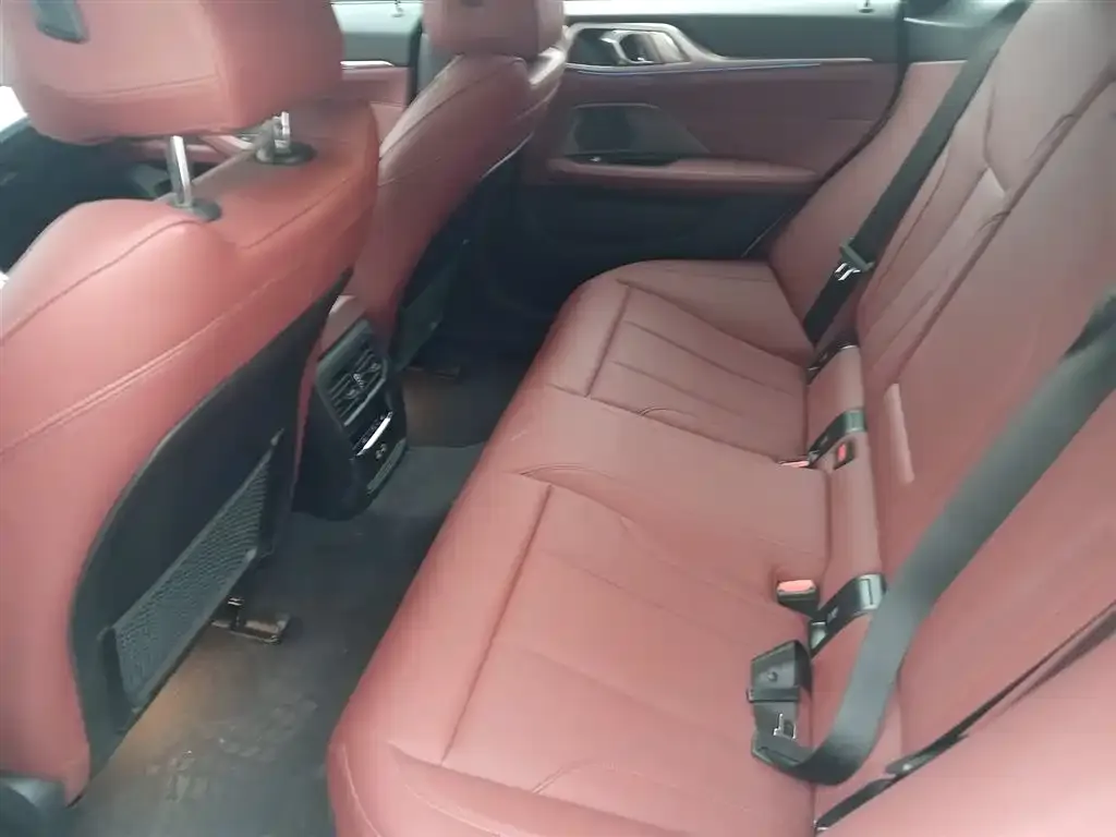 BMW i4 2025 из CN, фото 5