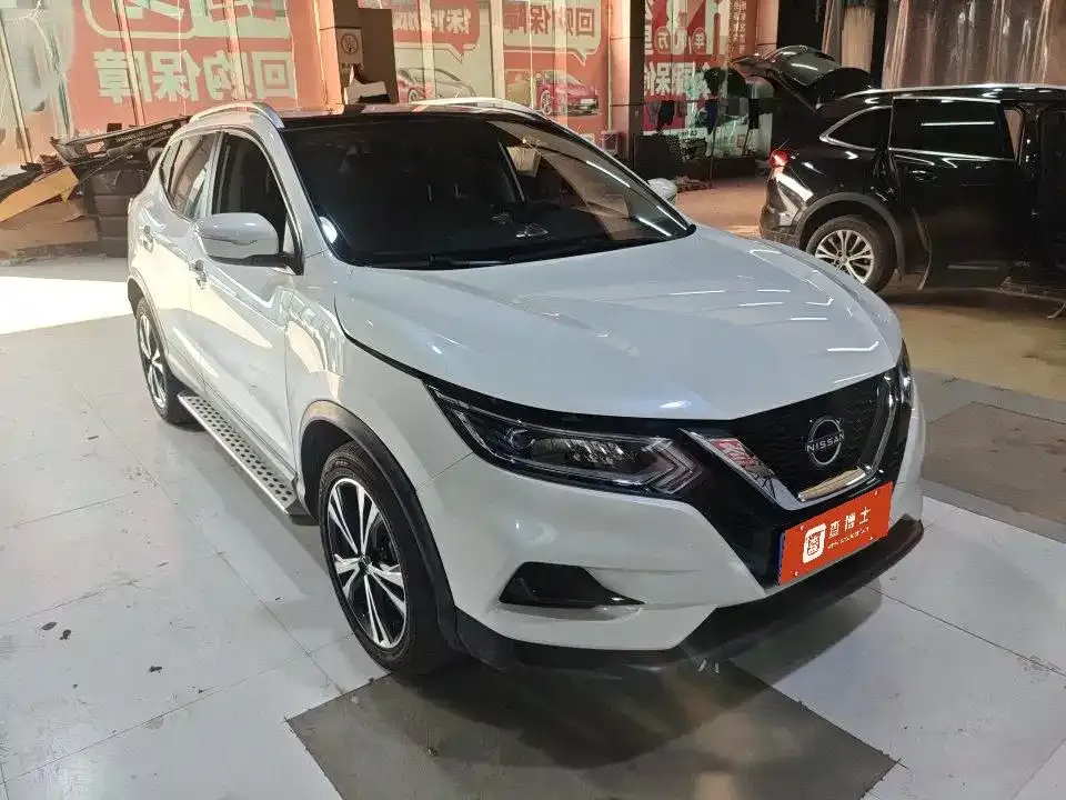 Nissan Qashqai — фото 7