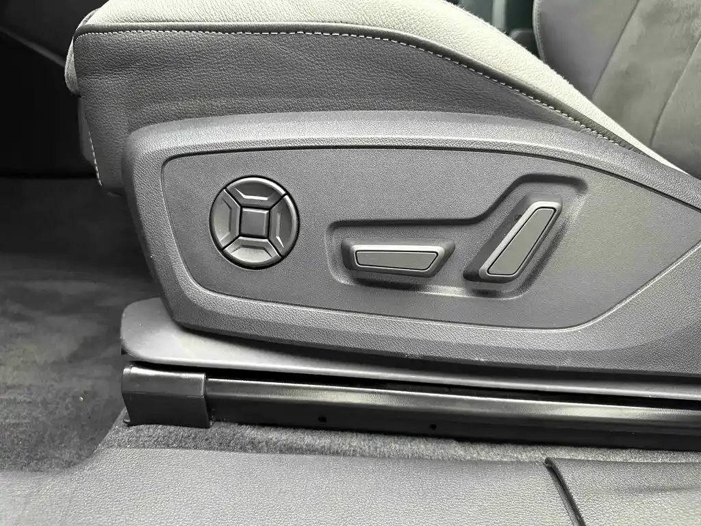 Audi Q3 2022 из CN, фото 9