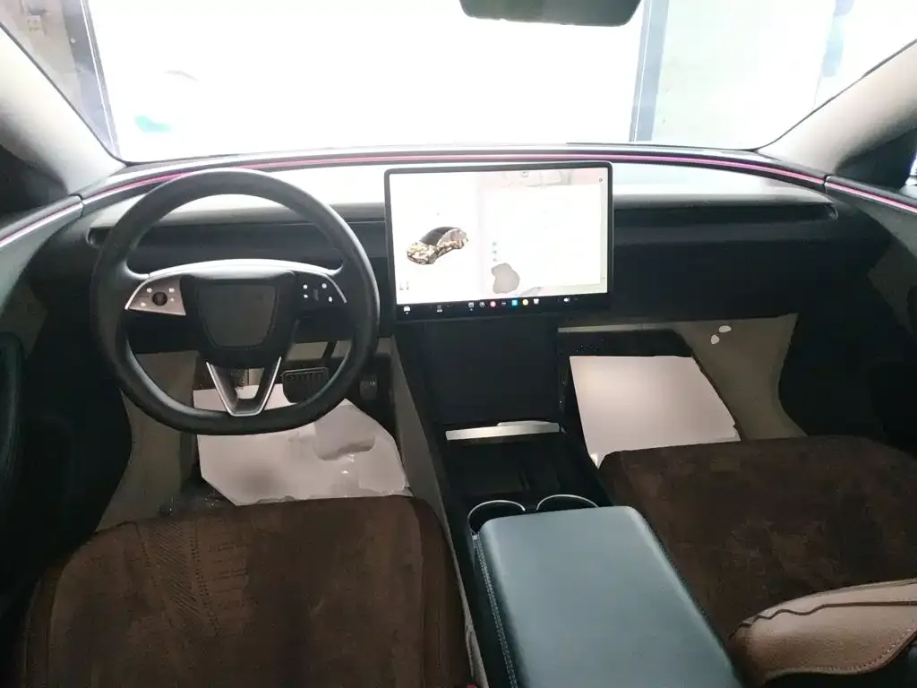 Tesla Model 3 — фото 5