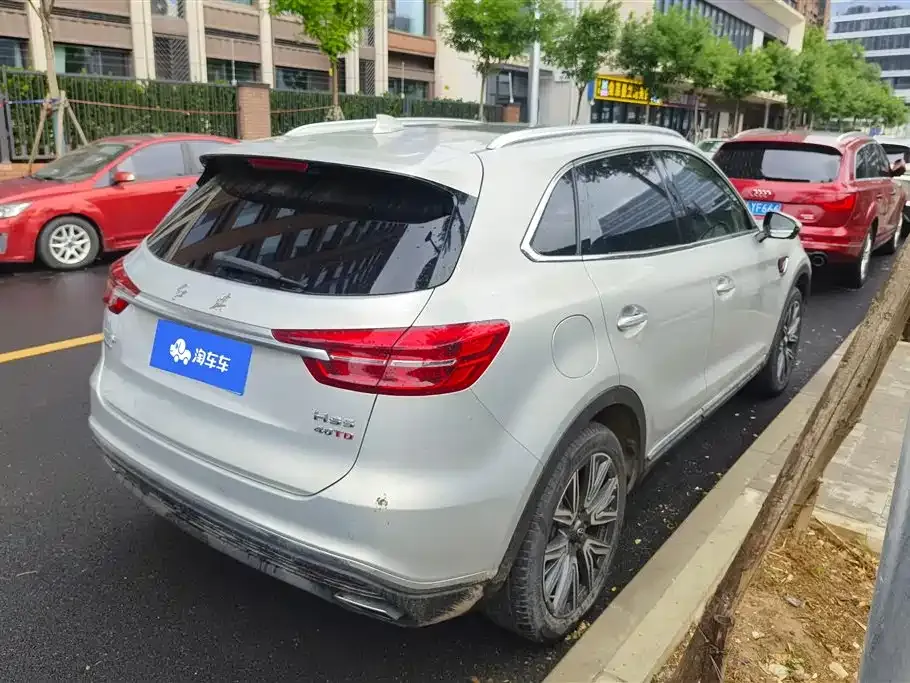 Hongqi HS5 — фото 10