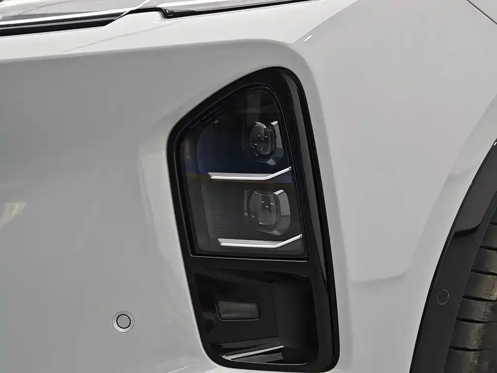 NIO EC6 — фото 7