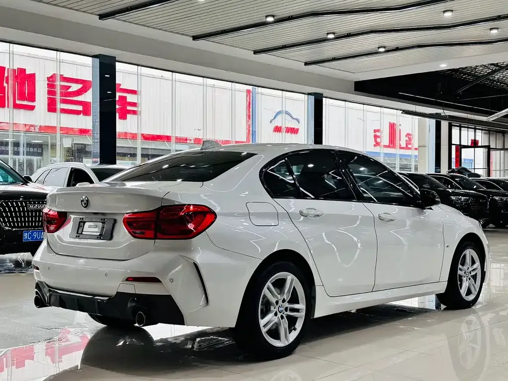 BMW 1 Series — фото 10