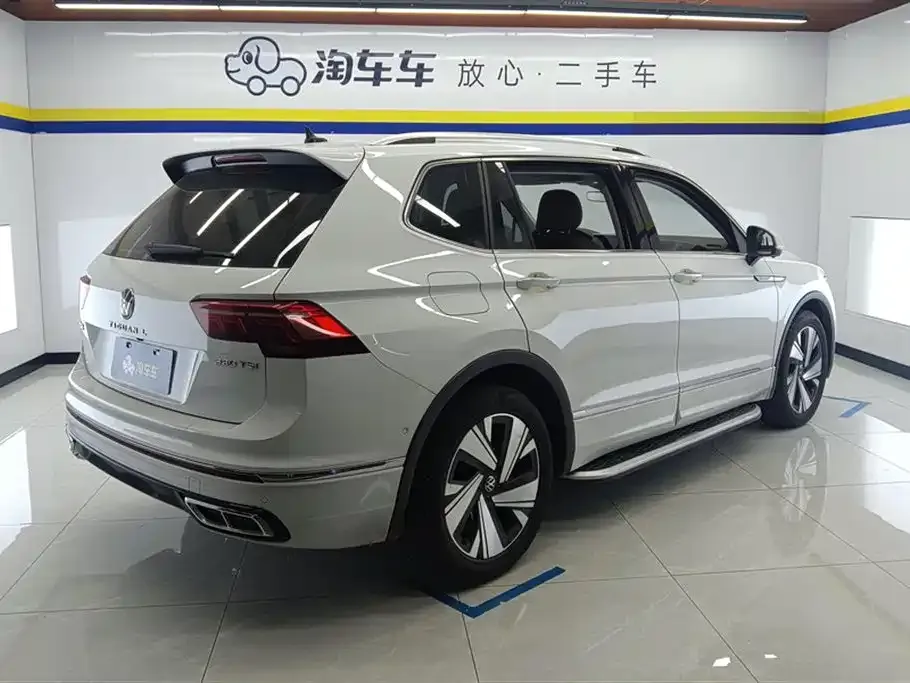 Volkswagen Tiguan L — фото 4