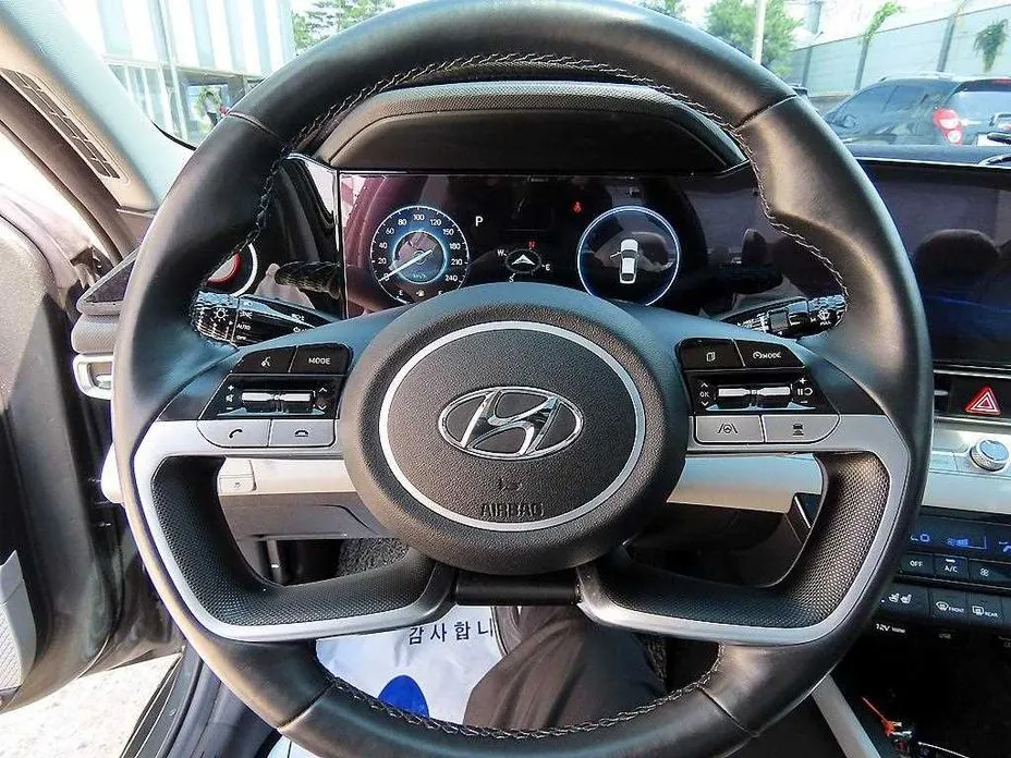 Hyundai AVANTE — фото 9