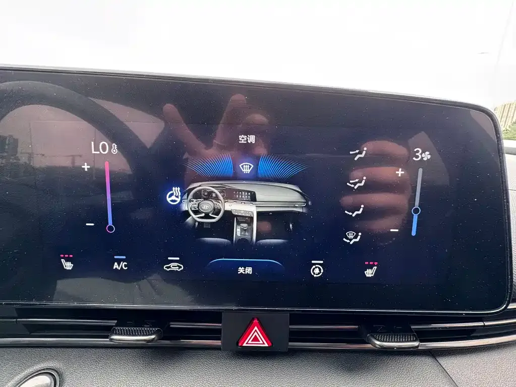 Hyundai Elantra — фото 4