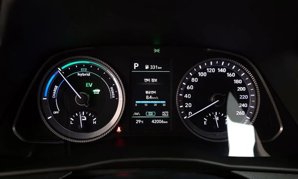 Hyundai Sonata 2023 из KR, фото 4
