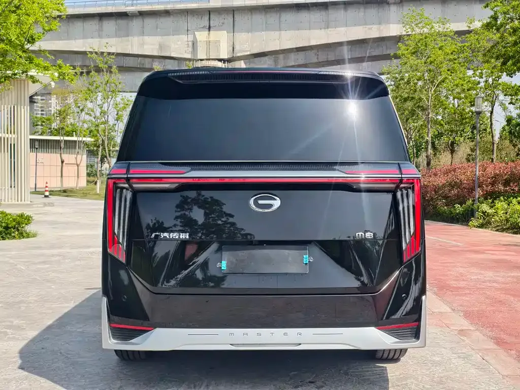 GAC Motor Trumpchi M8 — фото 8