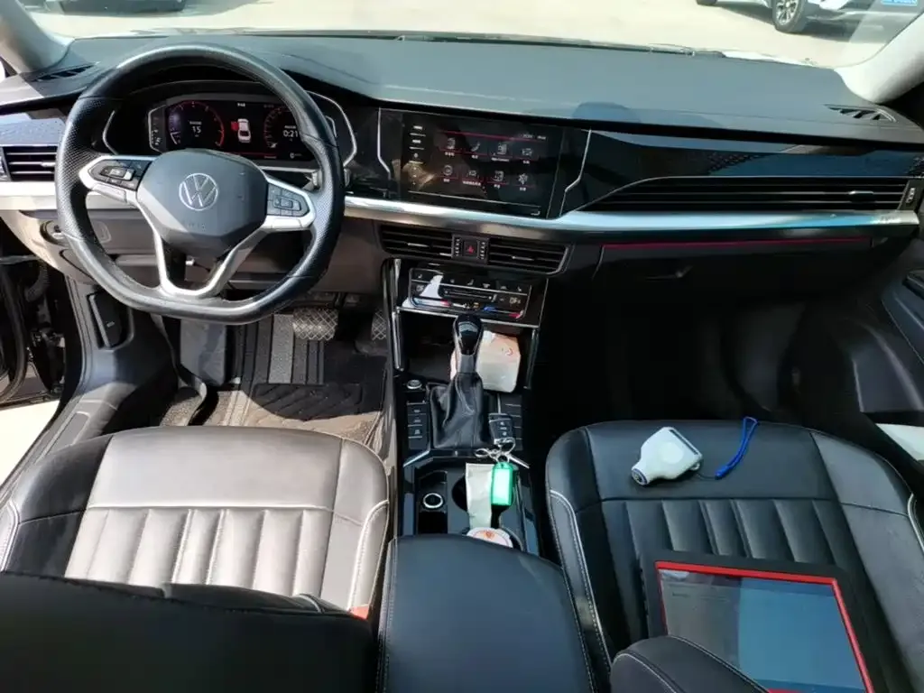 Volkswagen Passat — фото 8