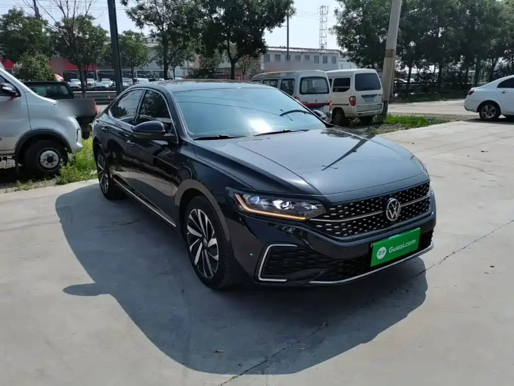 Volkswagen Passat — фото 4