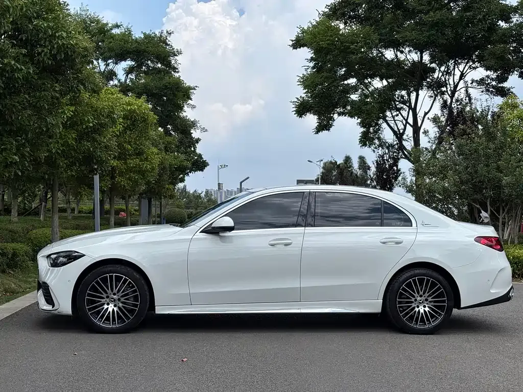 Mercedes-Benz C-Class — фото 2