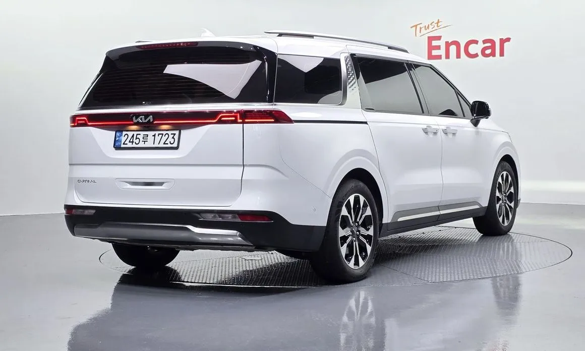 Kia Carnival 2023 из KR, фото 6
