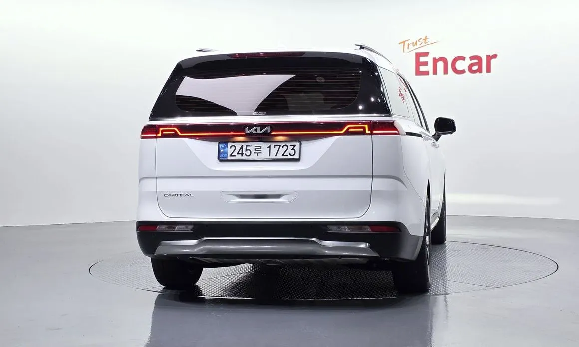 Kia Carnival 2023 из KR, фото 2