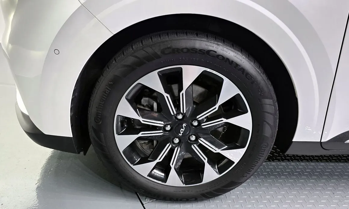 Kia Carnival 2023 из KR, фото 9