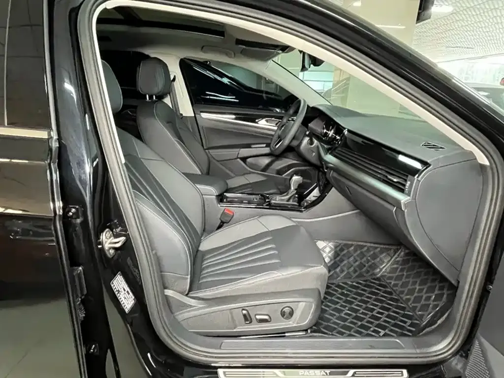 Volkswagen Passat — фото 5