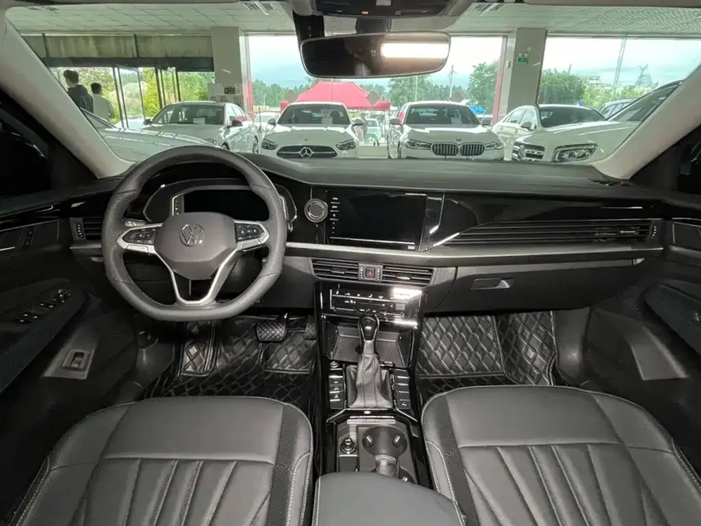 Volkswagen Passat — фото 2