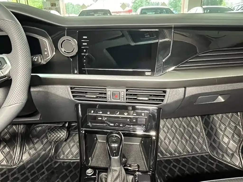 Volkswagen Passat — фото 10